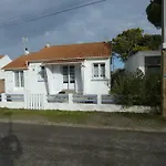 بيت للعطل Maison De 65 M², 450m Plage, 6 Pers., Animaux Admis, Parking - Fr-1-540-331 نوتر دام دي مونتس