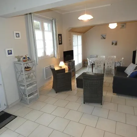 Maison De 65 M², 450m Plage, 6 Pers., Animaux Admis, Parking - Fr-1-540-331 *