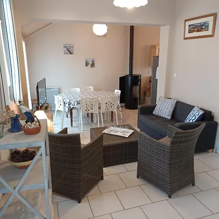 Dom wakacyjny Maison De 65 M², 450m Plage, 6 Pers., Animaux Admis, Parking - Fr-1-540-331 *