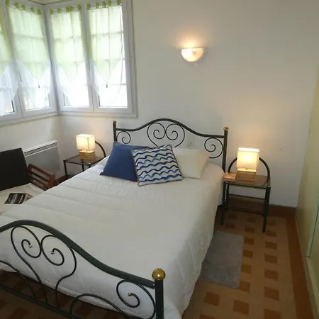 Maison De 65 M², 450m Plage, 6 Pers., Animaux Admis, Parking - Fr-1-540-331 * Notre-Dame-de-Monts