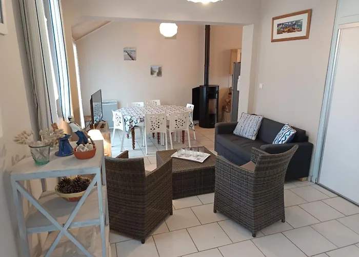 Prázdninový dům Maison De 65 M², 450m Plage, 6 Pers., Animaux Admis, Parking - Fr-1-540-331 *