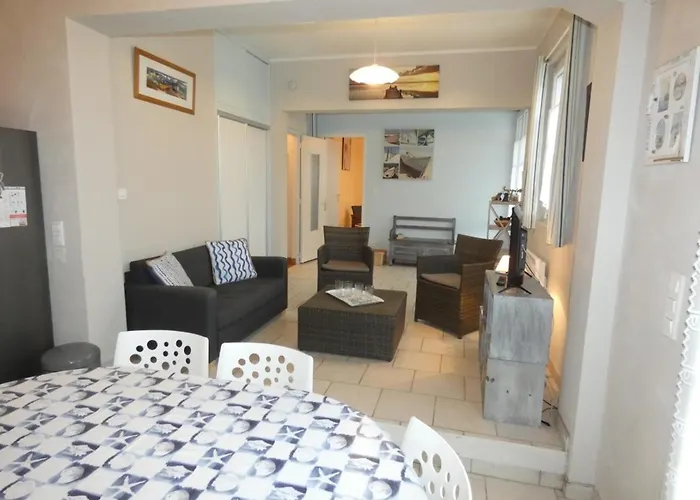 Prázdninový dům Maison De 65 M², 450m Plage, 6 Pers., Animaux Admis, Parking - Fr-1-540-331