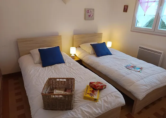 Prázdninový dům Maison De 65 M², 450m Plage, 6 Pers., Animaux Admis, Parking - Fr-1-540-331